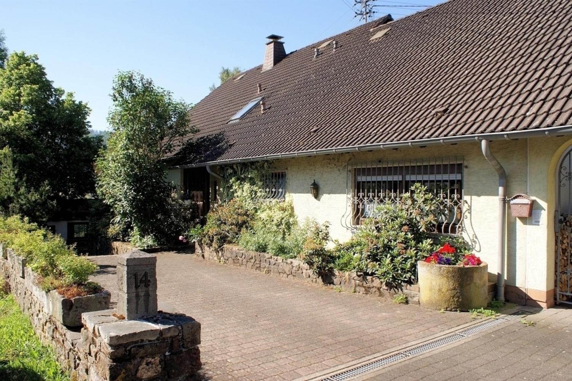 Haus "Zwischen Den Waeldern" Apartment Allenbach Bagian luar foto